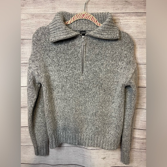 Madison Lilly Sweaters - Madison Lilly Half Zip Knit Sweater Gray Size Small
